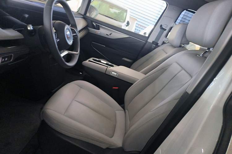 Used Buick GL8 2025 Lu Zun Deluxe Edition