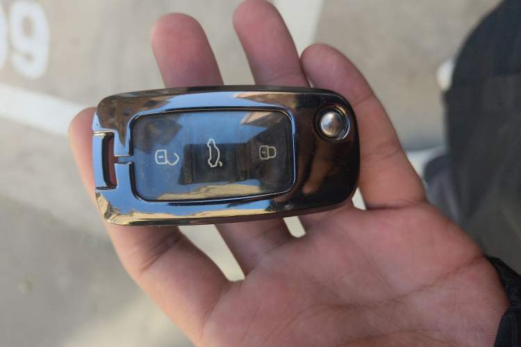 Used Volkswagen Tiguan 2015 1.8TSI Automatic All-Wheel-Drive Luxury Model
