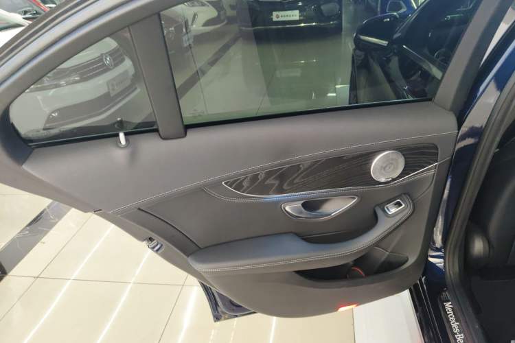 Used Mercedes-Benz C-Class 2017 Facelift C 200 L Sport Edition