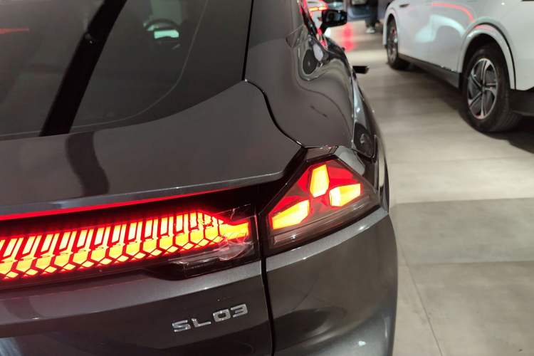 Used  SL03 2023 515MAX Pure Electric Version
