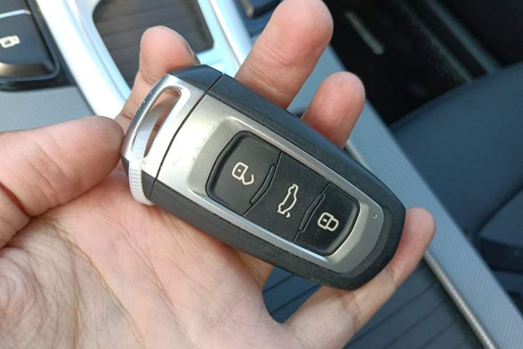 Used Geely Auto Emgrand GL 2018 1.4T DCT Elite Smart Connectivity Version
