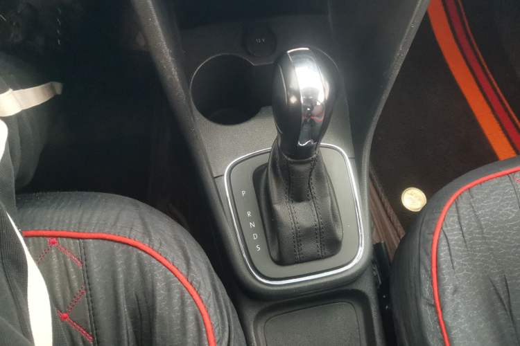 Used Volkswagen Polo 2016 1.4L Automatic Trendy Model
