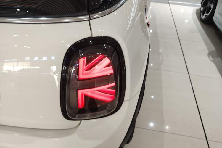 Used  MINI 2018 1.5T ONE PLUS
