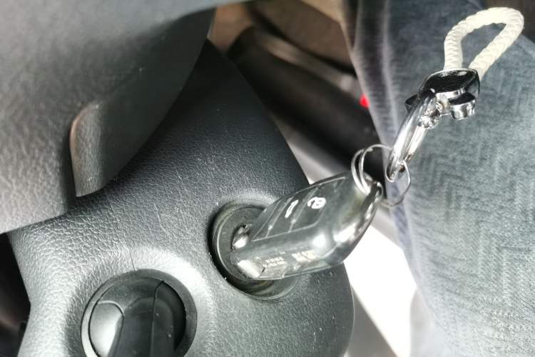 Used Volkswagen Polo 2016 1.6L Automatic Comfort Model