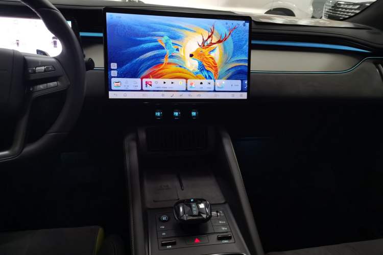 Used BYD Song L EV 2025 Intelligent Driving Version 602 km Range LiDAR-equipped All-Wheel-Drive Type