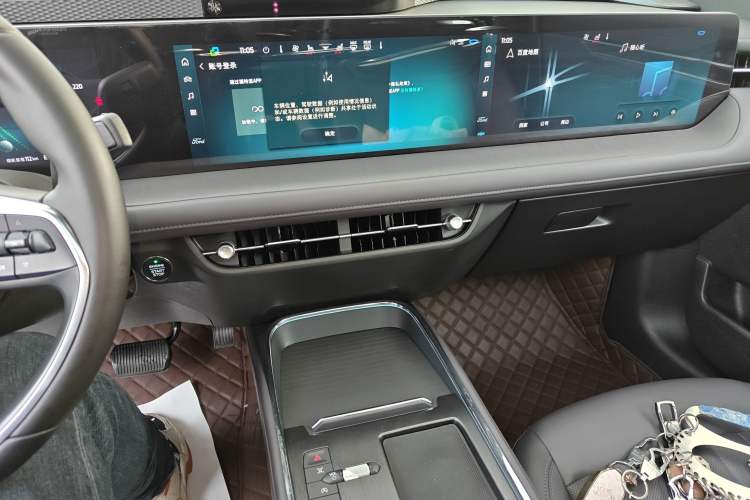 Used Ford Mondeo 2025 2.0T EcoBoost Ultimate Edition
