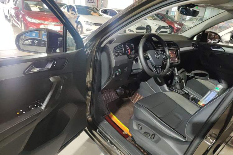 Used Volkswagen Tiguan L 2018 Facelift 330TSI Automatic Two-Wheel Drive Luxury Edition
