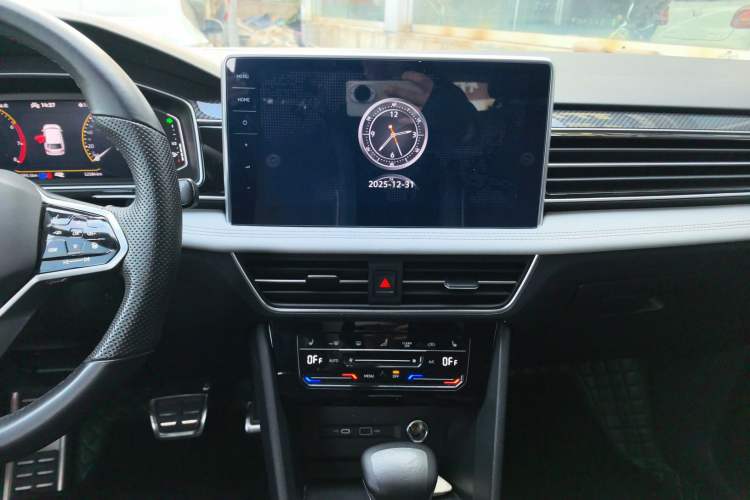 Used Volkswagen Tiguan L 2022 330TSI Automatic Two-Wheel Drive R-Line Enhanced Edition
