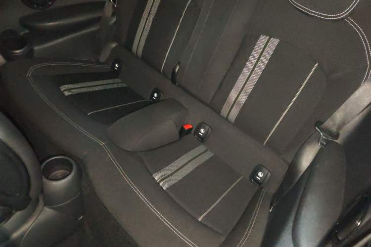 Used  MINI 2018 1.5T COOPER Racing Driver
