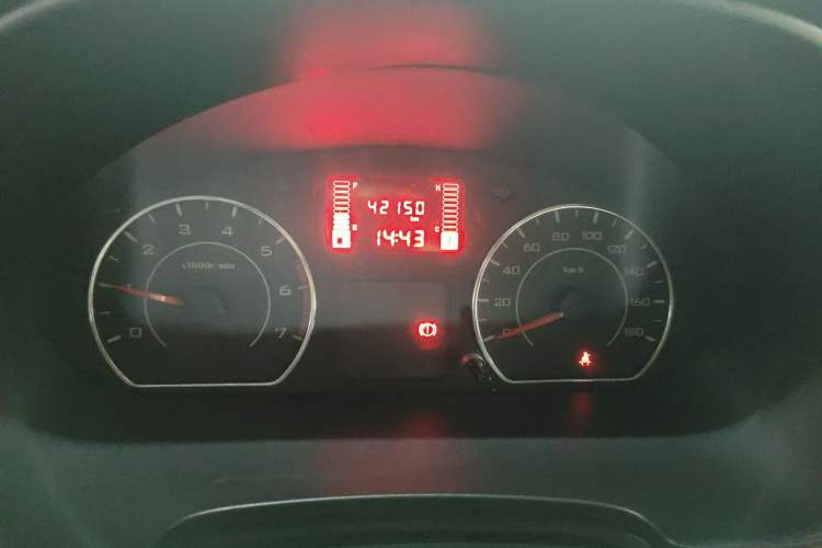 Used Wuling Hongguang V 2019 1.5L Jingqu Version China VI LAR
