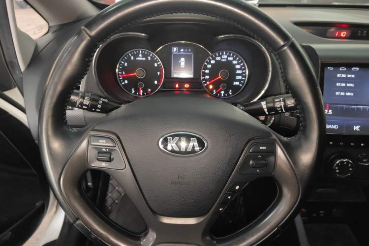Used Kia K3 2016 1.6L Automatic GLS
