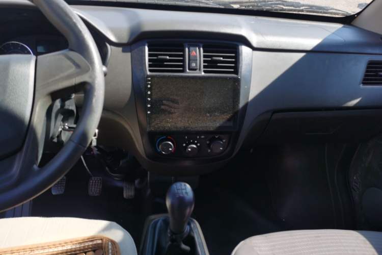 Used Wuling Rongguang S 2023 1.5L Base Version 5/7 Seats