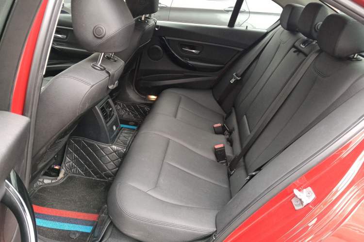 Used BMW 3 Series 2017 318i Fashion Model
