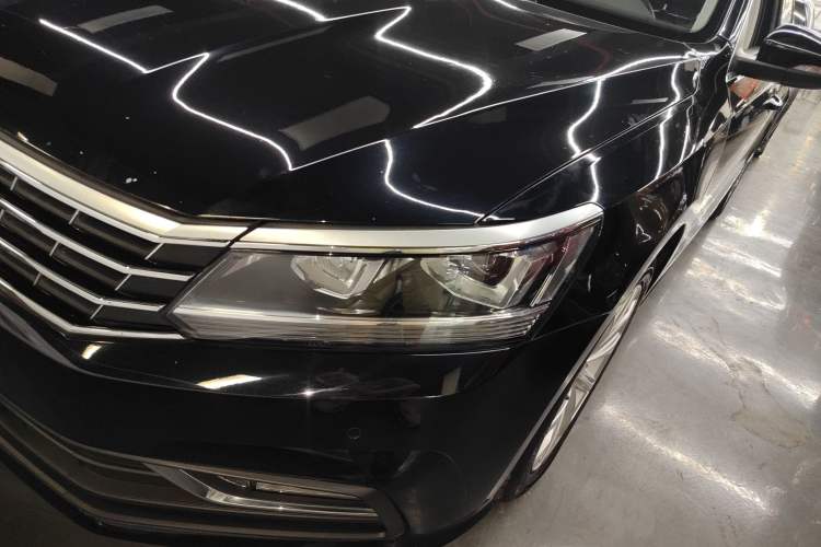 Used Volkswagen Passat 2017 330TSI DSG Luxury Edition
