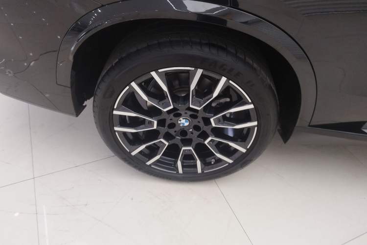 Used BMW X5 2023 xDrive 40Li M Sport Night Edition Package