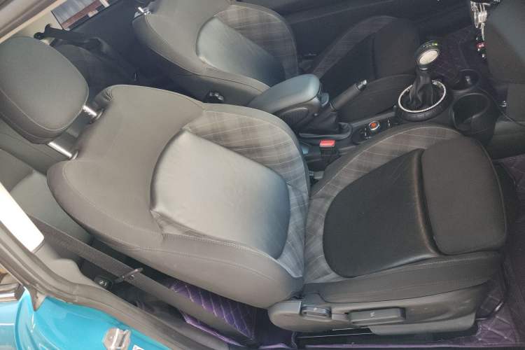 Used  MINI 2016 1.5T COOPER
