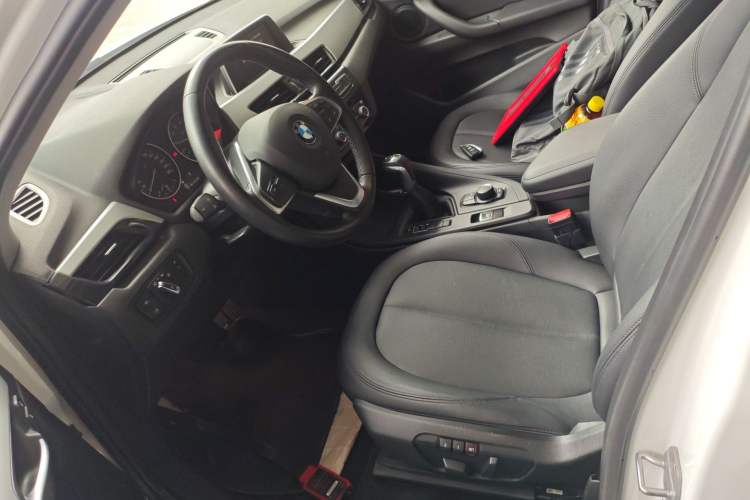 Used BMW X1 2018 sDrive20Li Leading Model
