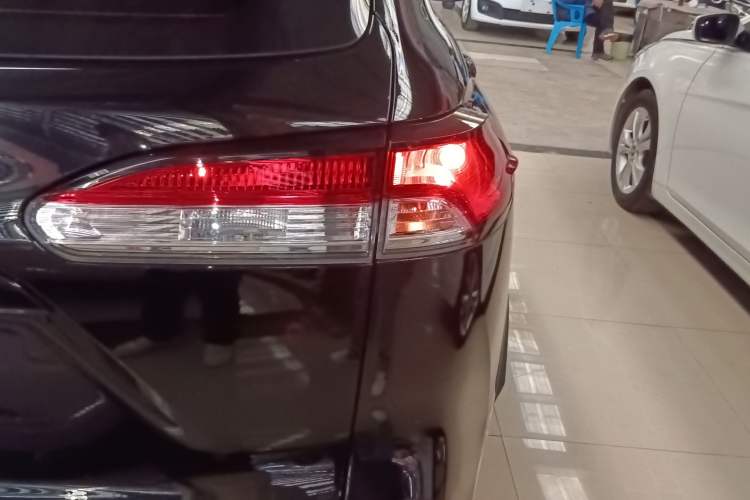 Used Toyota FRONTLANDER 2024 2.0L CVT Elite Edition