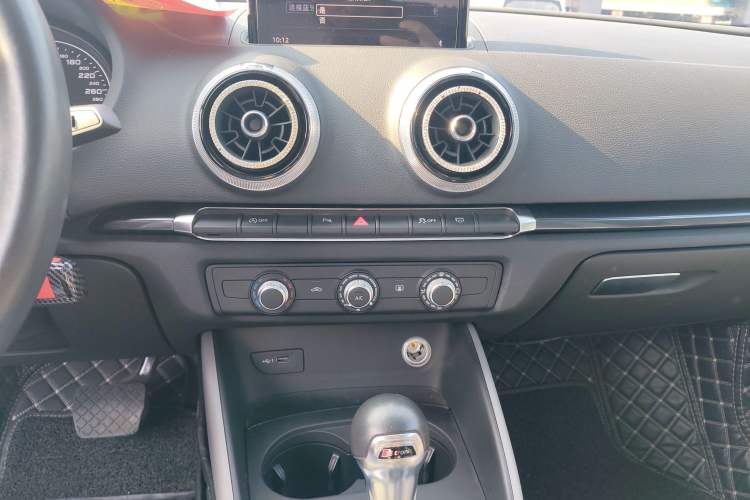 Used Audi A3 2019 Limousine 35 TFSI Fashion Edition China VI Emission Standard