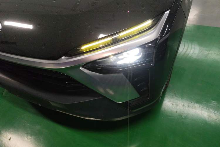 Used Nio ES8 2020 415 km Range 7-Seater Version