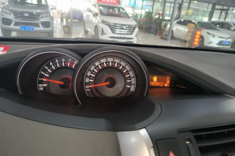 Used Toyota Verso 2014 Starlight 180E CVT Elite Edition