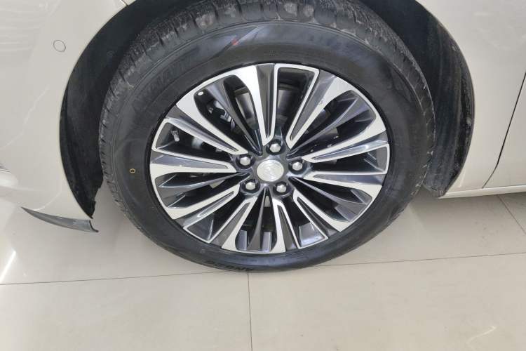 Used Buick GL8 2022 ES Land Cruiser 653T Luxury Model