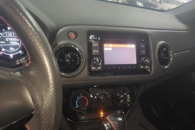 Used Honda XR-V 2015 1.8L EXi CVT Comfort Version
