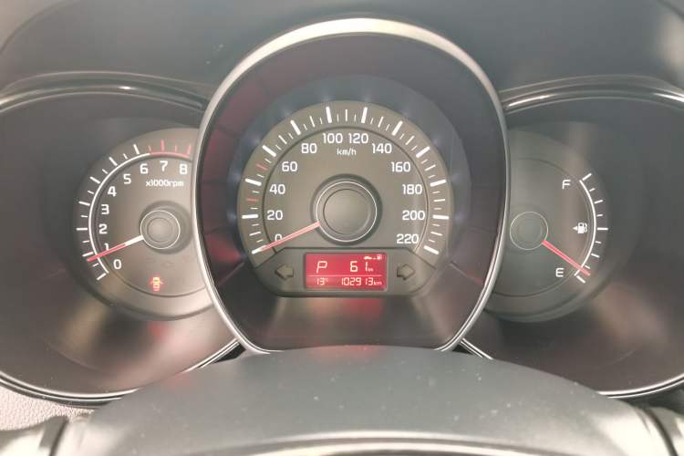 Used Kia K2 2015 Sedan 1.4L Automatic GLS
