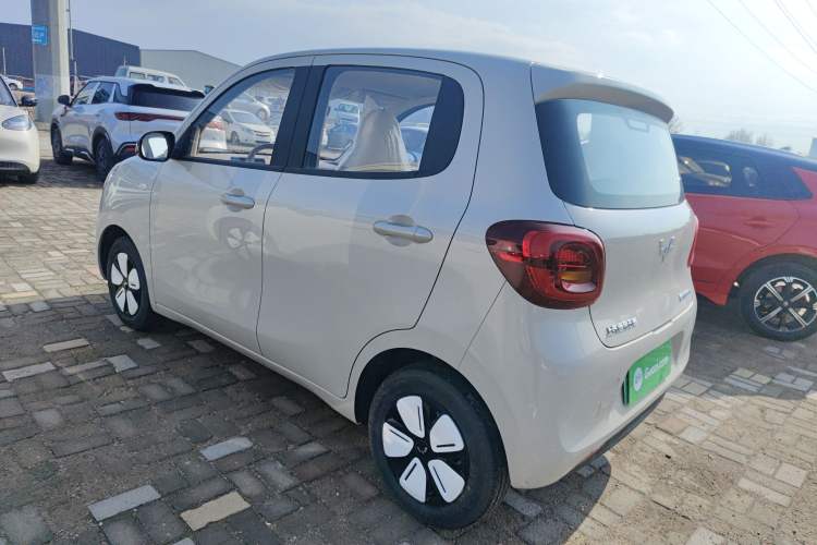 Used Wuling Hongguang MINIEV 2025 Four-Door Version Advanced Edition