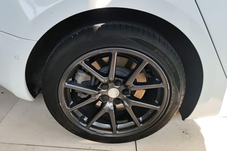 Used Tesla Model 3 2019 Standard Range Rear-Wheel Drive Upgraded Version (52 kWh)
