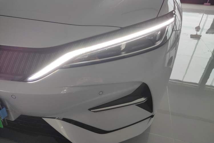 Used BYD Song L EV 2025 Intelligent Driving Version 662 km LiDAR Excellence Edition