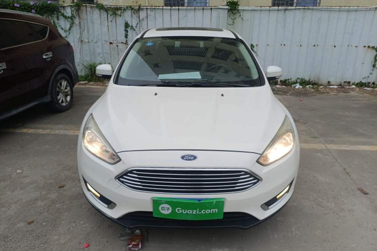 Used Ford Focus 2017 Sedan EcoBoost 180 Automatic Elite Model