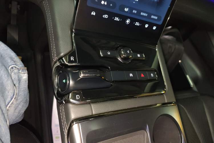 Used Nio ES8 2020 415 km Range 6-Seater Version