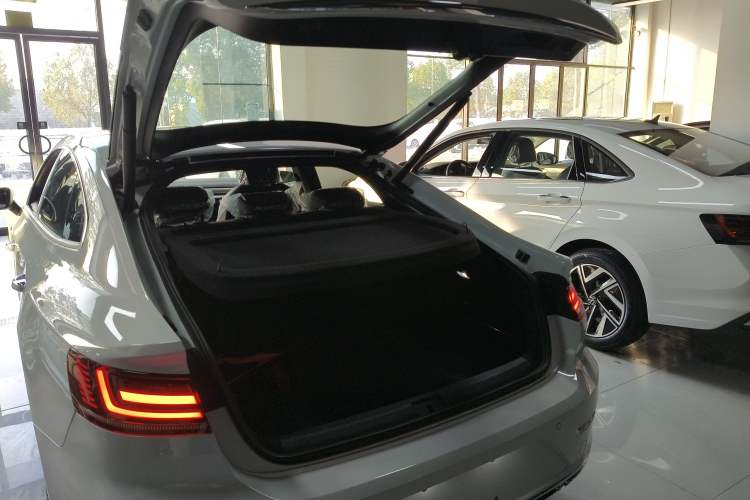 Used Volkswagen FAW-Volkswagen CC 2026 Model, 30 Million Units—Selected, 330TSI, Glamorous
