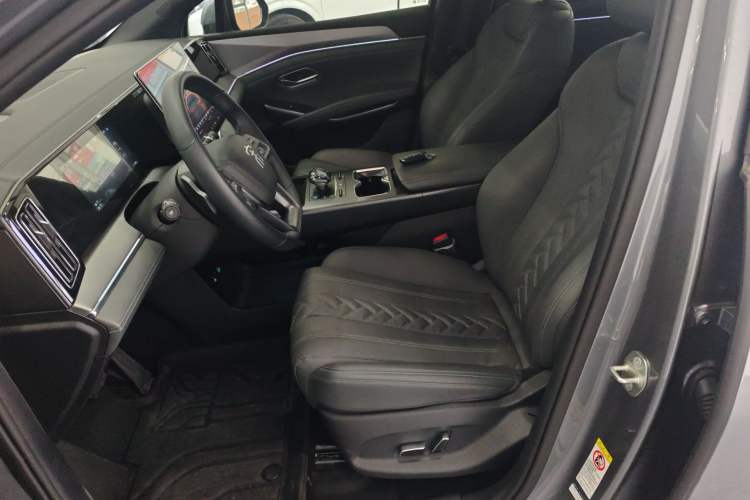 Used BYD Song L DM-i 2025 Intelligent Driving Version 112 km Beyond-Range Type