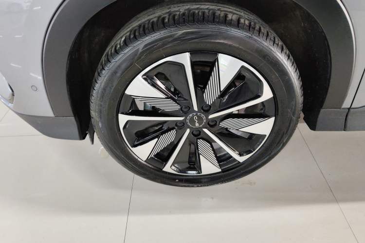 Used BYD Song PLUS New Energy 2025 EV Intelligent Driving Version 520km Premium Model
