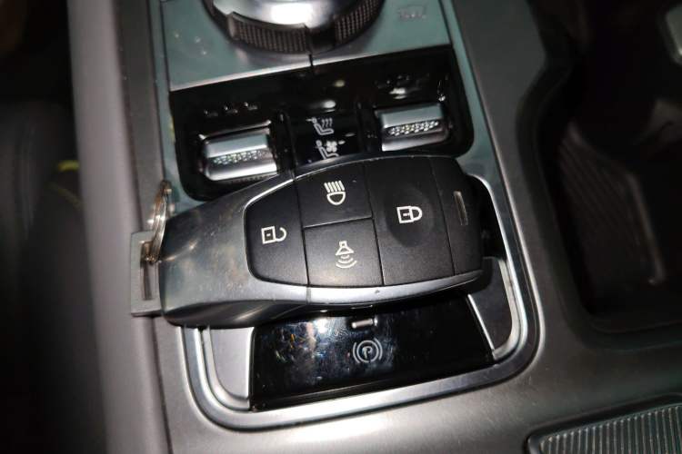 Used Beijing Auto BJ40 2024 2.0T All-New Ring of the Taklamakan Champion Edition
