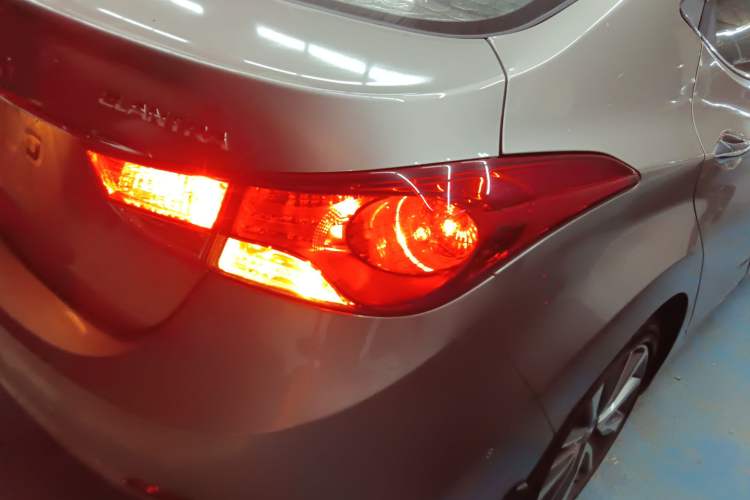 Used Hyundai Elantra 2015 1.6L Automatic Leading Model
