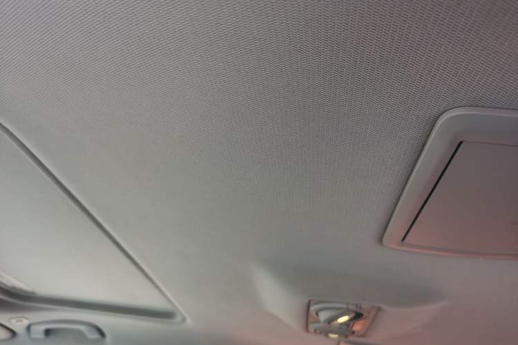 TDK.VehicleDetails.img