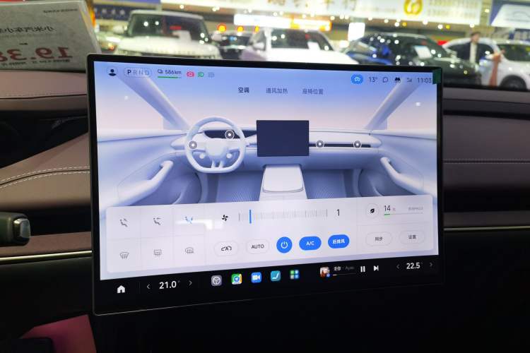 Used  SU7 2024 Rear-Drive Ultra-Long Range Advanced Pro-Level Intelligent Driving Version
