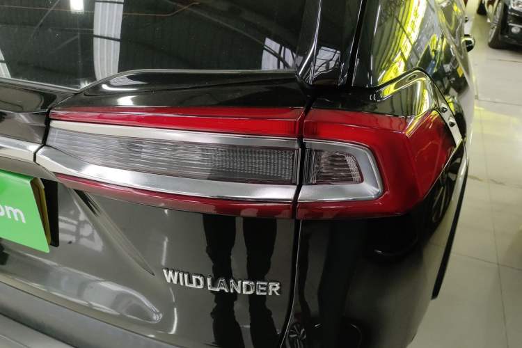 Used Toyota Wildlander 2022 2.0L CVT Two-Wheel Drive Luxury PLUS Edition
