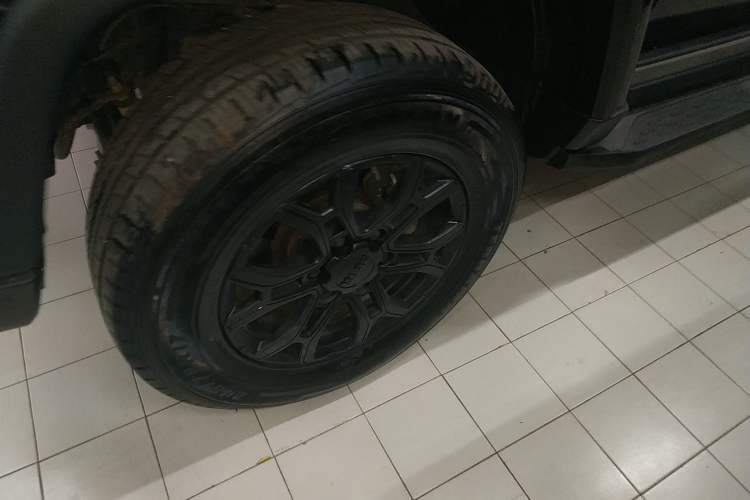 Used Beijing Auto BJ40 2020 2.0T Automatic Four-Wheel Drive Urban Hunter Edition Prestige Version
