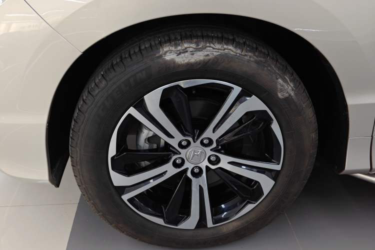 Used Honda UR-V 2017 370TURBO 2WD Prestige Edition China V