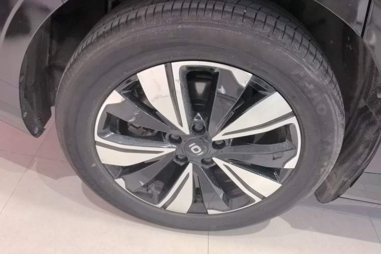 Used  A07 2024 All-Electric "True Fragrant" Edition 515 Elite Model
