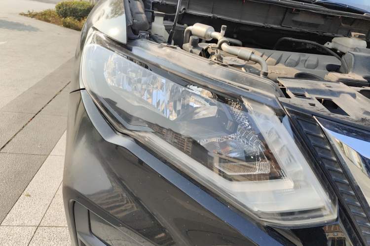 Used Nissan X-Trail 2019 2.0L CVT Smart Connect Comfort Edition 2WD