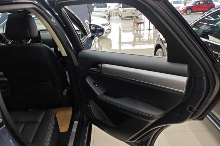 Used BYD Tang 2019 2.0T Automatic SmartConnect Prestige 7-Seater China VI Standard
