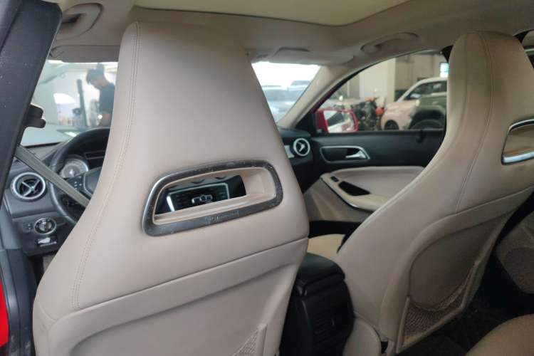 Used Mercedes-Benz GLA 2015 GLA 200 Fashion Model