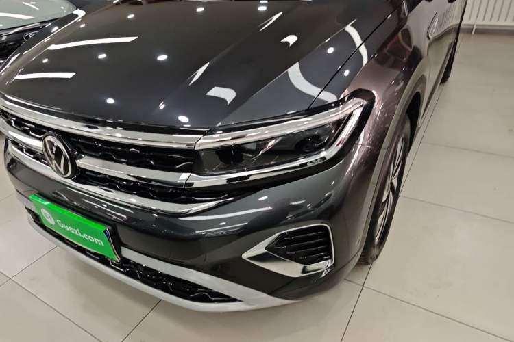 Used Volkswagen Talagon 2022 380TSI All-Wheel-Drive Luxury Prestige Pro 7-Seater
