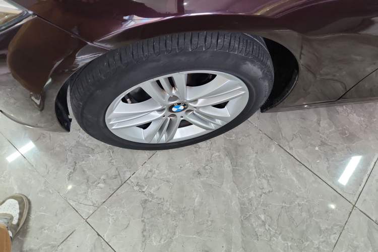 Used BMW 3 Series 2016 320Li Ambition Model
