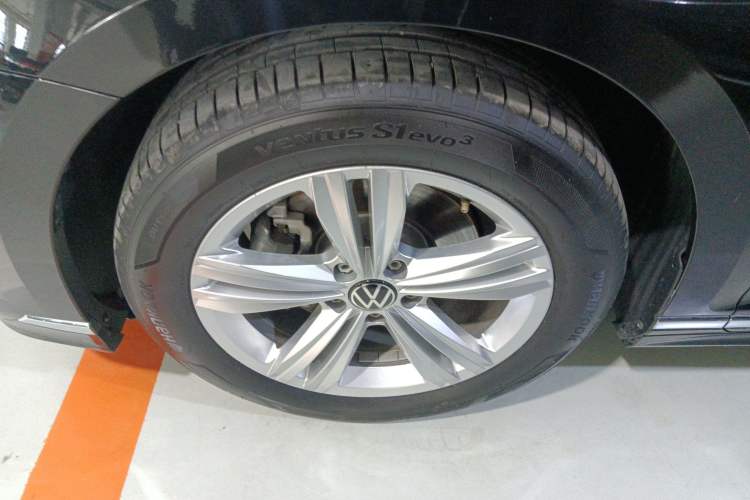 Used Volkswagen Magotan 2025 Zhongxiang Version 280TSI DSG Comfort Edition
